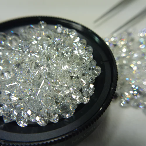 Man Made Diamonds For Bracelet Diamond Carat: As Per Requirement Carat