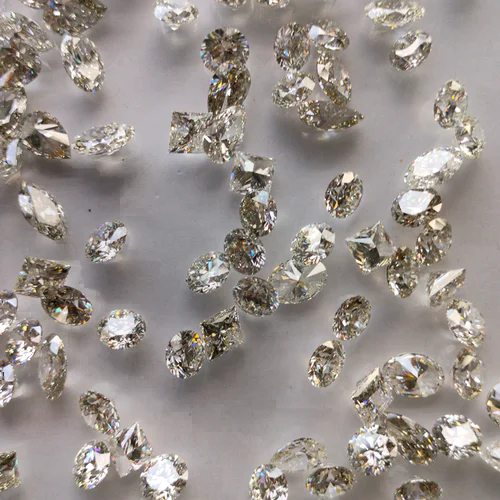 Man Made Diamonds For Pendant Diamond Carat: As Per Requirement Carat