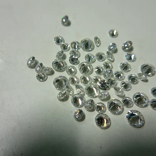 Man Made Diamonds For Pendant Diamond Carat: As Per Requirement Carat