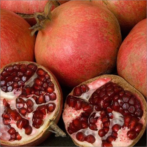 Fresh Pomegranates - Whole Organic Pomegranates, Naturally Sweet Taste, Sustainably Cultivated for Pure Flavor