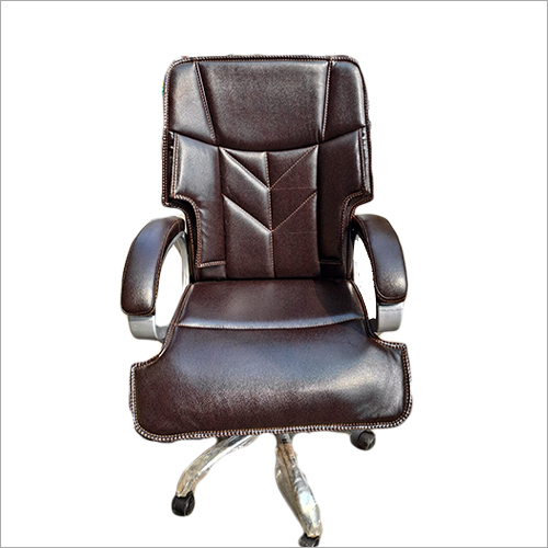 मशीन से बनी ब्राउन ऑफिस चेयर