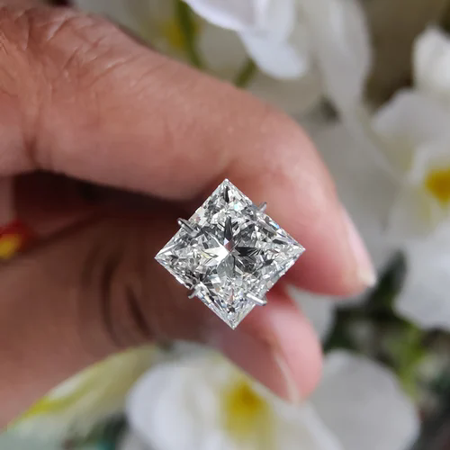 Lab Grown Diamond For Pendant Diamond Carat: As Per Requirement Carat