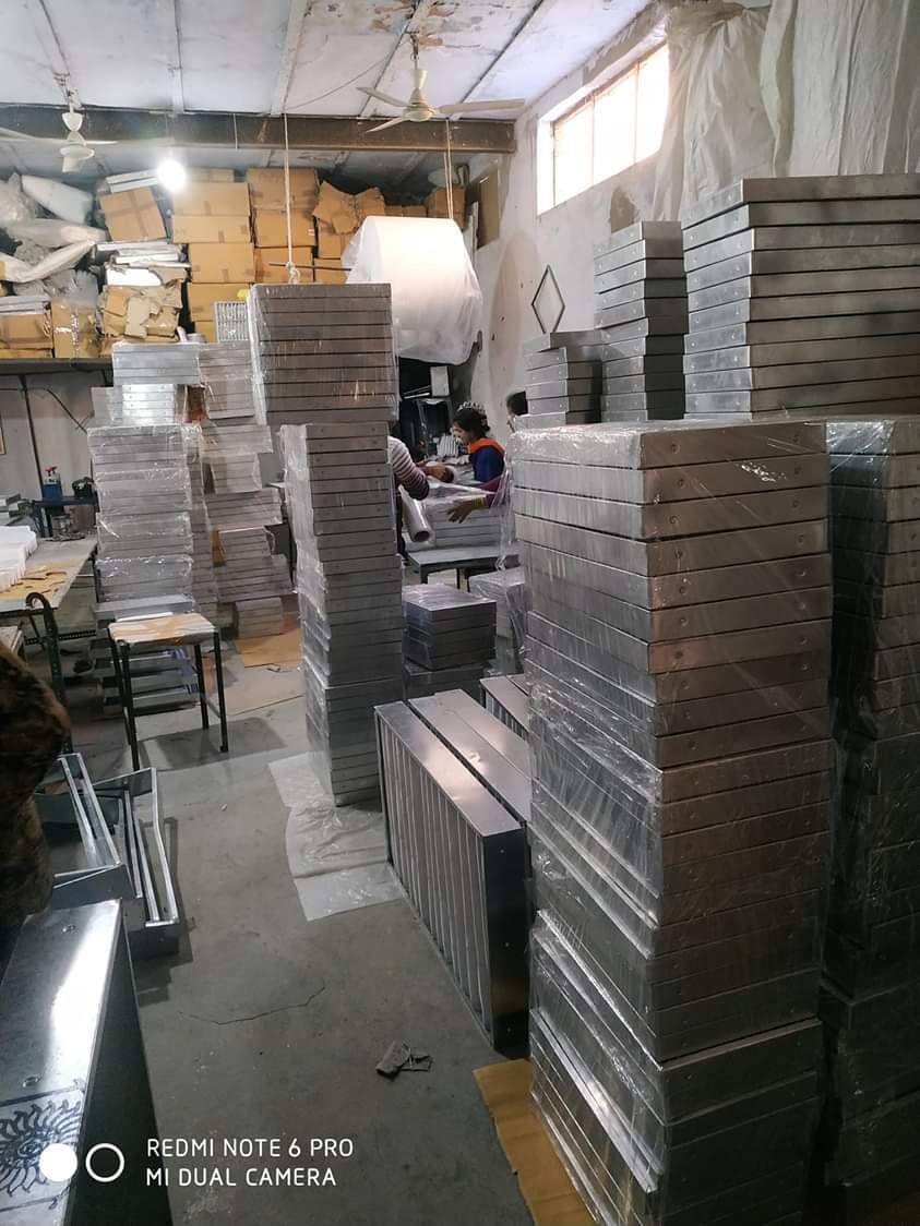 White Ductable Unit Pre Filter In Pune Maharashtra