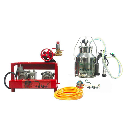 Silver-Red Gs 350 Godhan Milking Machine