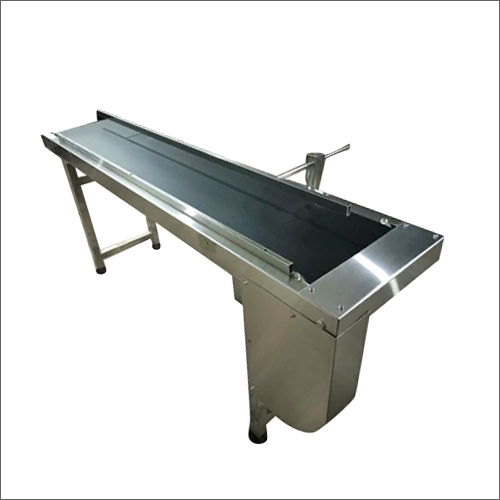 400x1500 मिमी एसएस 304 फ्लैट बेल्ट कन्वेयर ऊंचाई: 800 मिलीमीटर (मिमी)