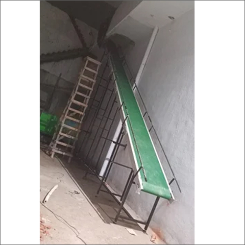 एसएस लोडिंग कन्वेयर सिस्टम की लंबाई: 20-40 फुट (फीट)