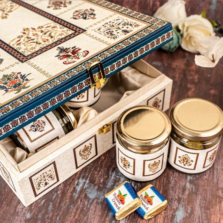 Diwali Gift Pack Ee - 600 Gm Dry Fruit Assortment | Almonds, Cashews, Pistachios, Figs, Raisins & Chocolates For Celebrations