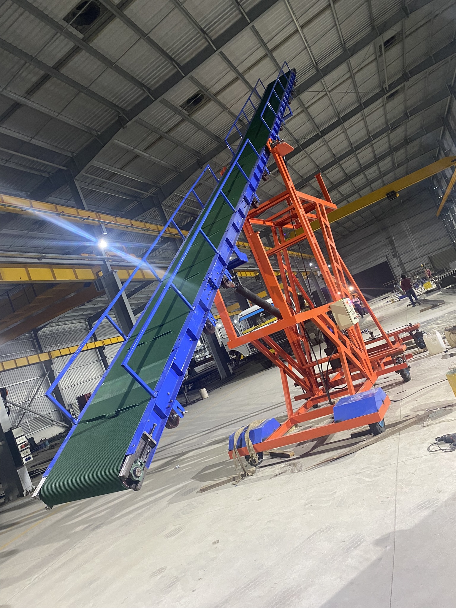 Box Loading And Unloading Conveyor - Color: Any Colour