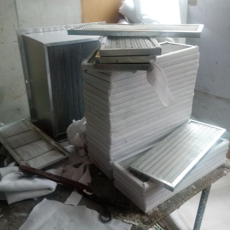 White Ductable Unit Pre Filter In Nahar Industrial Estate Mumbai