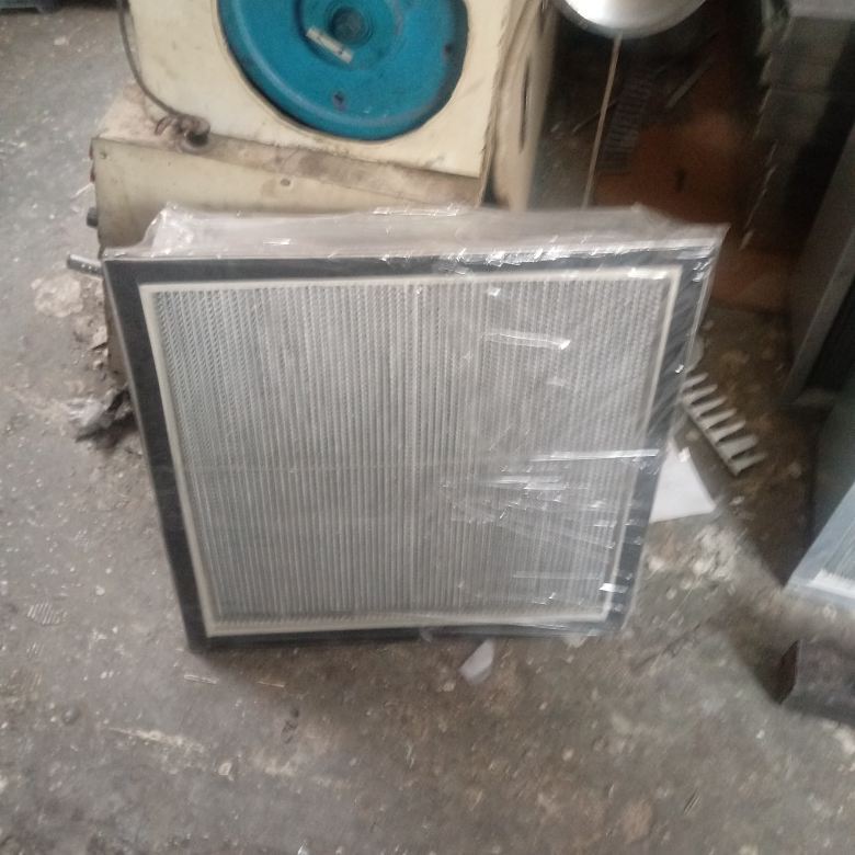 White Ductable Unit Pre Filter In Mira Bhayandar Maharashtra