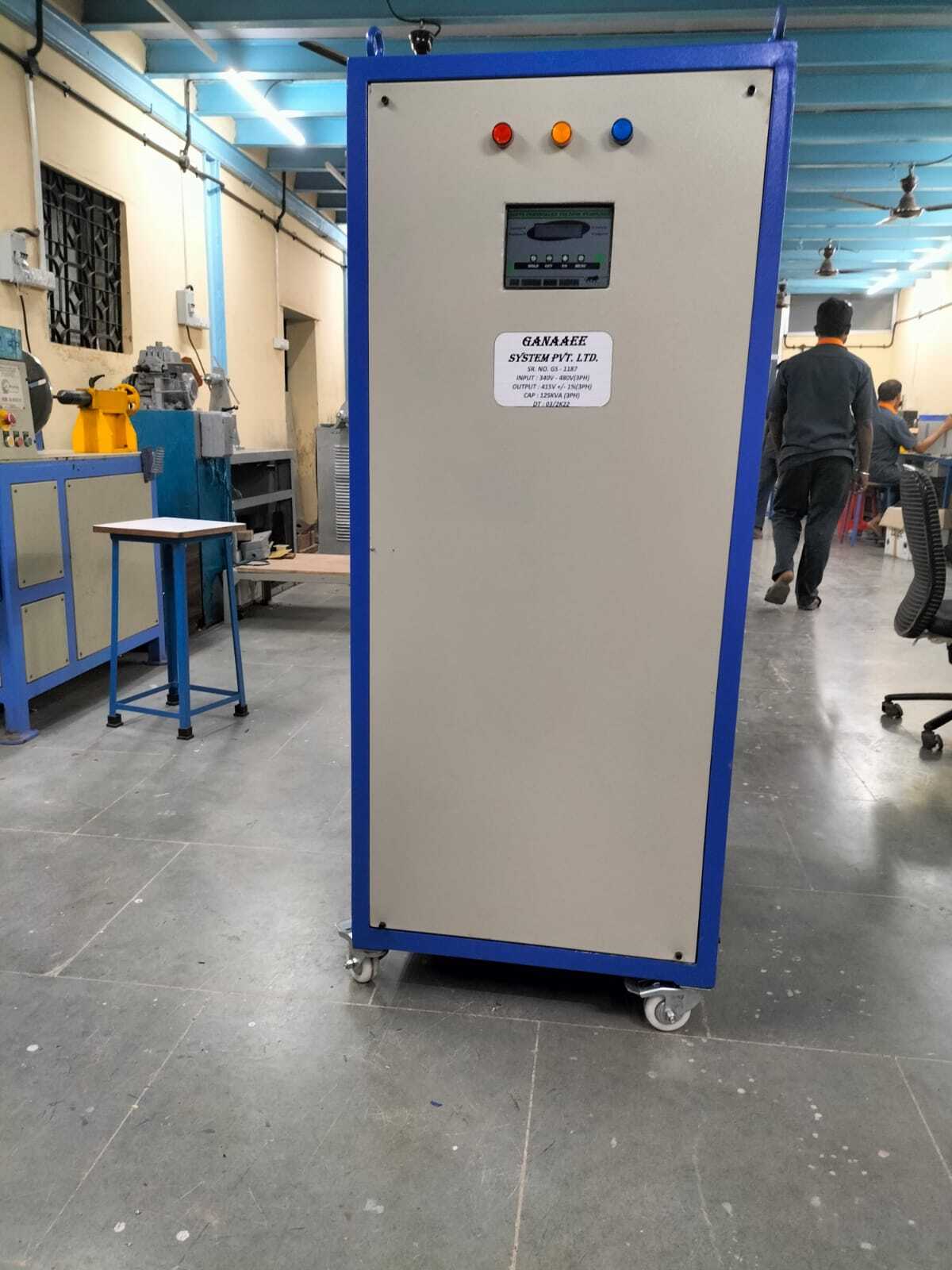 Servo Voltage Stabilizer - Coil Material: Iron Core