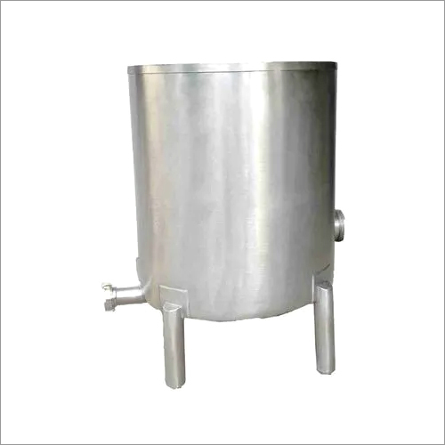 Cylindrical Milk Dump Tank Capacity: 500 Liter/Day