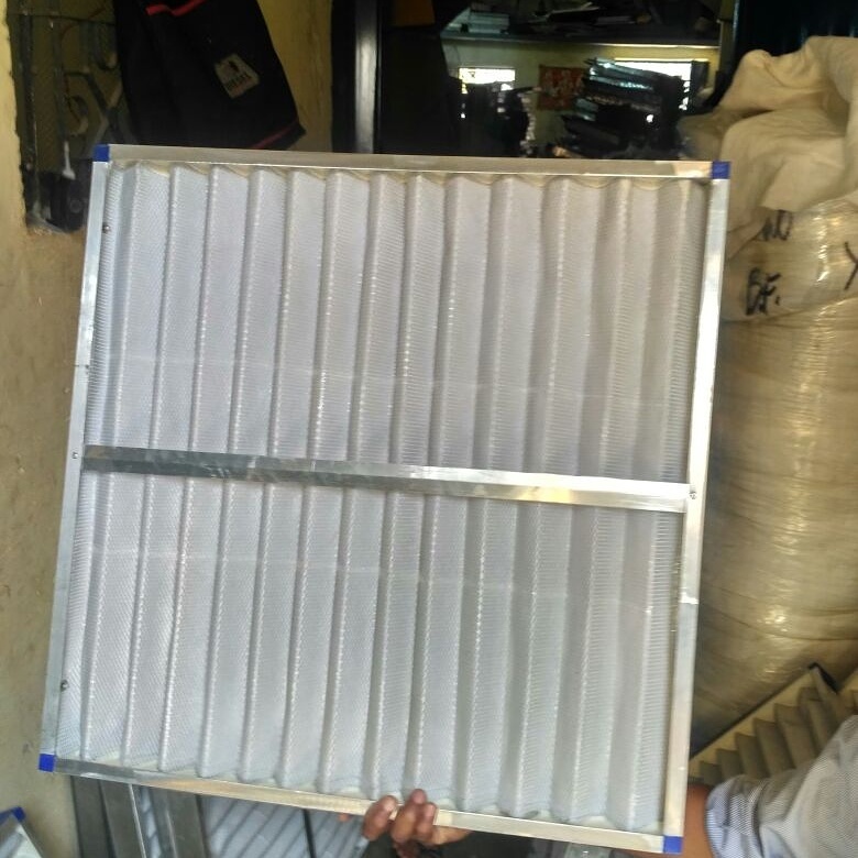 White Ductable Unit Pre Filter In Tiruvallur