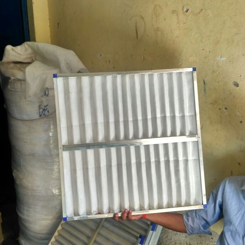 White Ductable Unit Pre Filter In Tiruvallur