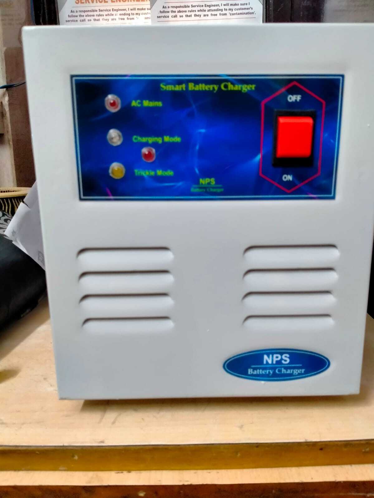 Smart Battery Charger - Ambient Temperature: 40 Celsius (Oc)