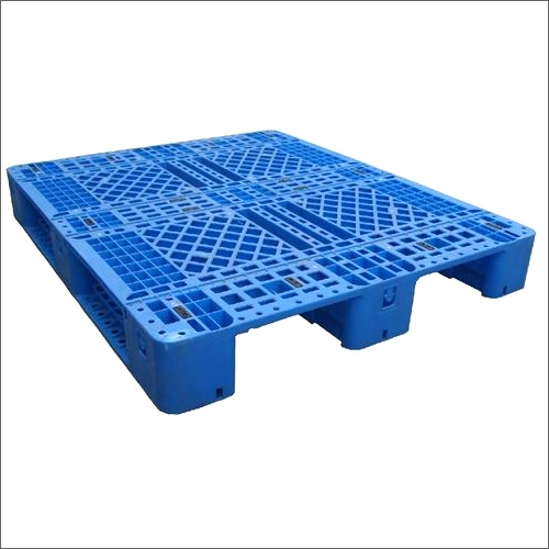 Industrial Plastic Pallet - Plastic Material, Blue Color | Durable and Lightweight Design