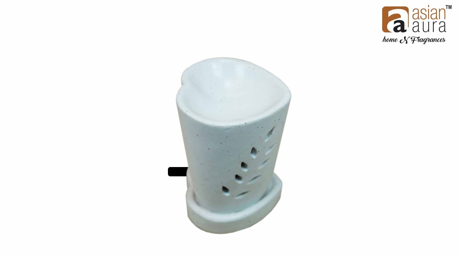 Asian Aura Ceramic Aromatic Oil Diffuser With 2 Oil Bottles Aaeb 0012-w