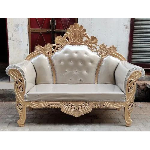 वुड गोल्डन कलर वेडिंग कपल सोफा