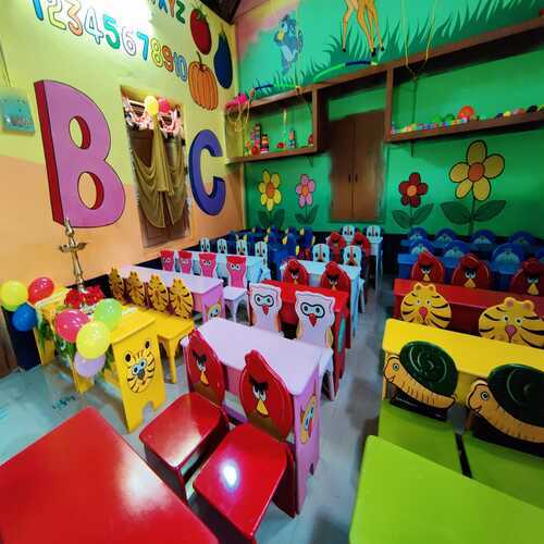 Wood Big Shop One Table With Two