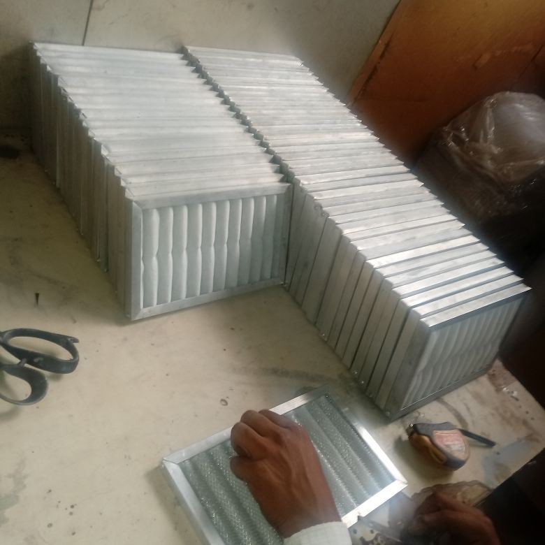 White Ductable Unit Pre Filter In Ghaziabad Uttar Pradesh