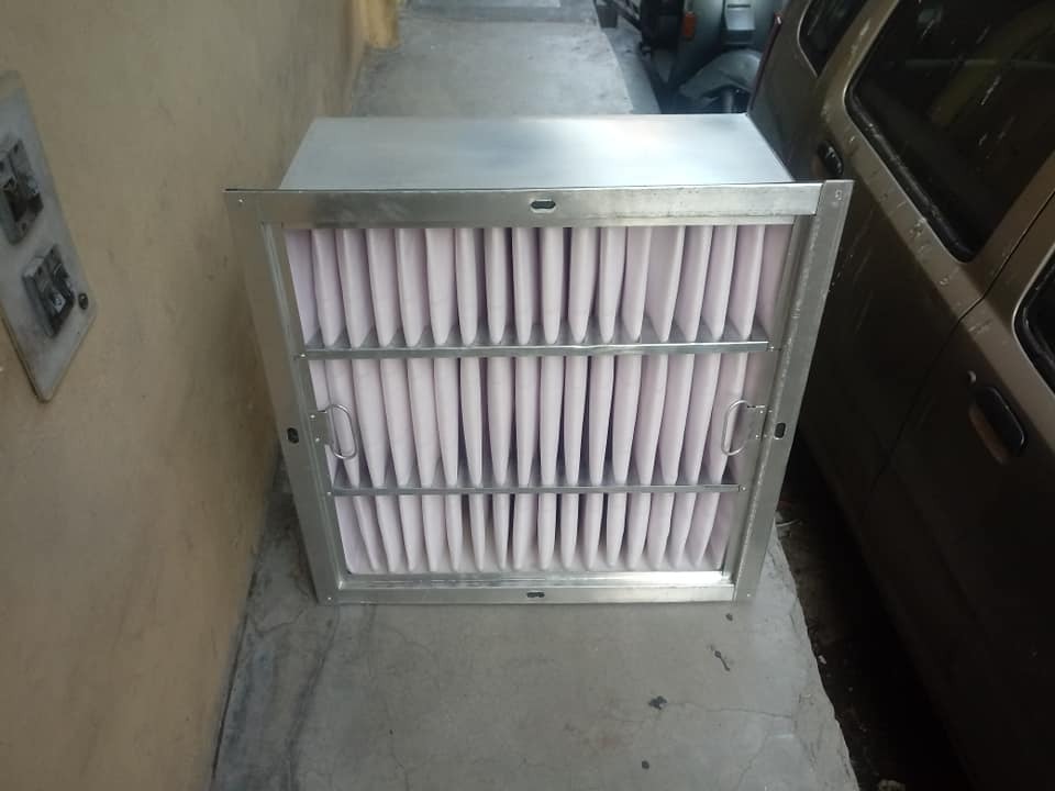 White Ductable Unit Pre Filter In Navsari Gujarat