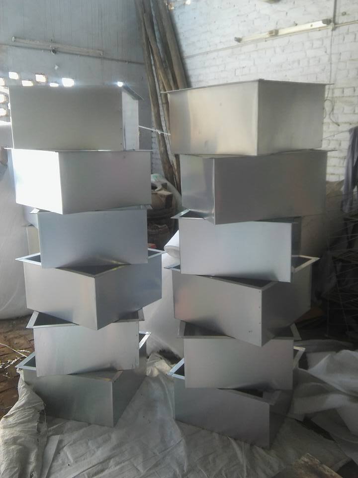 White Ductable Unit Pre Filter In Delhi