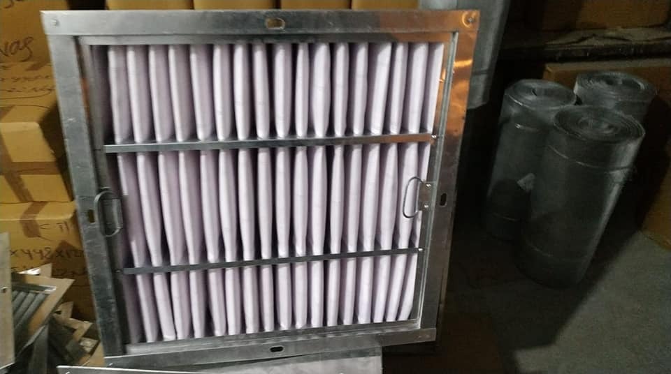 White Ductable Unit Pre Filter In Delhi