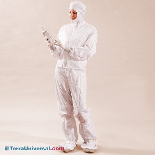 PHARMA COVERALL EITH HOODI