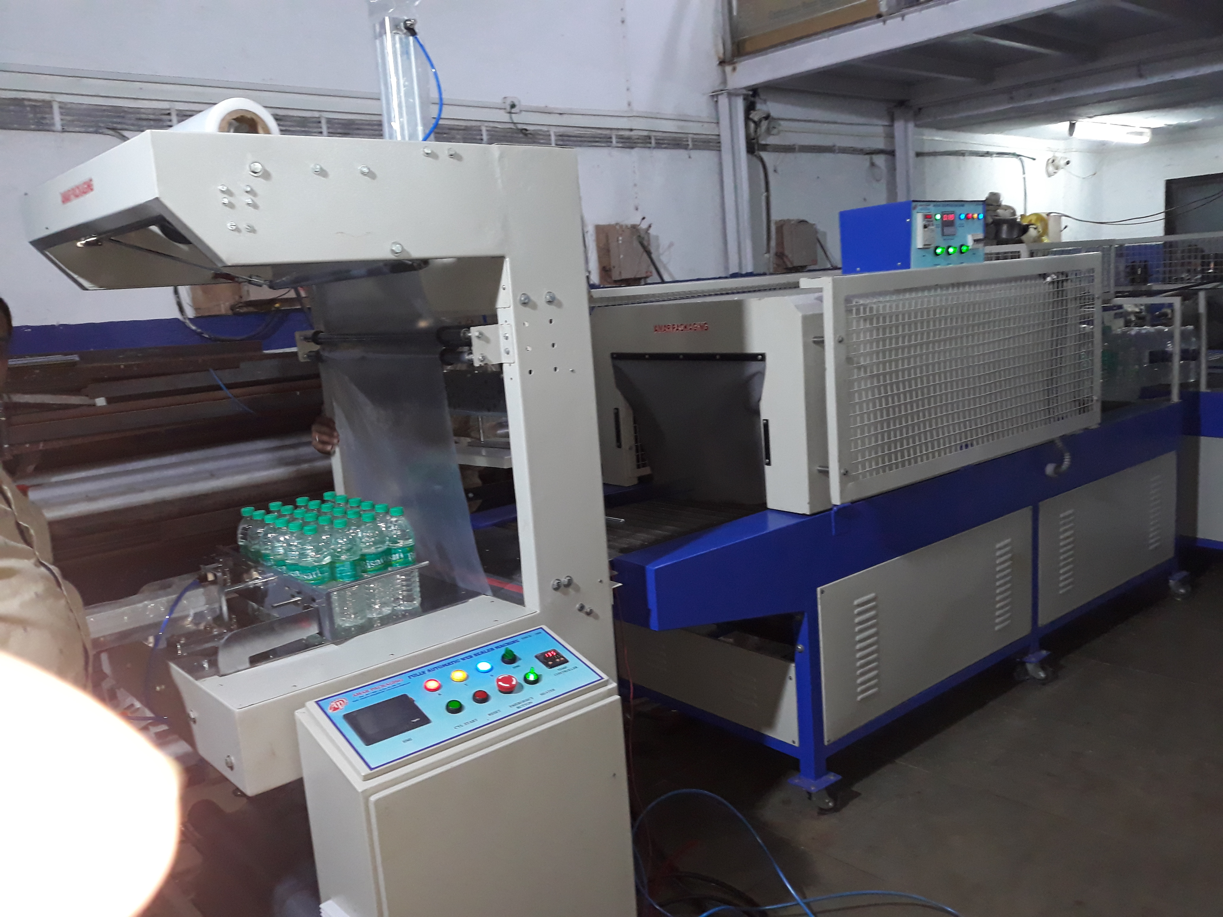 Automatic Web Sealer With Shrink Wrapping Machine - Capacity: 400 Carton/ Per Hour Kg/hr