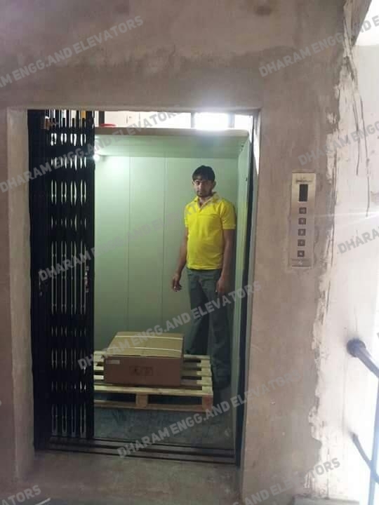 Freight Lifts Usage: Residential Elevators