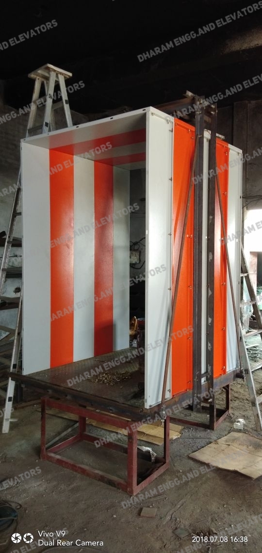 Freight Lifts Usage: Residential Elevators