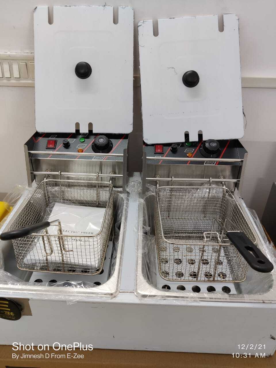 Deep Fat Fryer - Stainless Steel, 290 X 460 X 310 Mm, Silver, 6l Capacity/day, Semi-automatic, 50-200â°c Temperature Range, 220v Electric