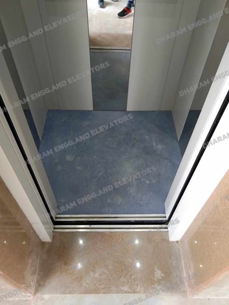 Passenger Elevators - Stainless Steel Design | Residential Use With Safety Sensor Features