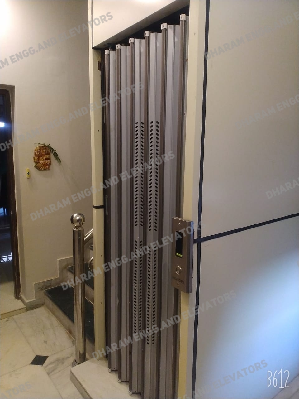 Passenger Elevators - Stainless Steel Design | Residential Use With Safety Sensor Features