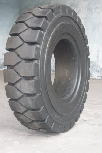 सॉलिड टायर्स