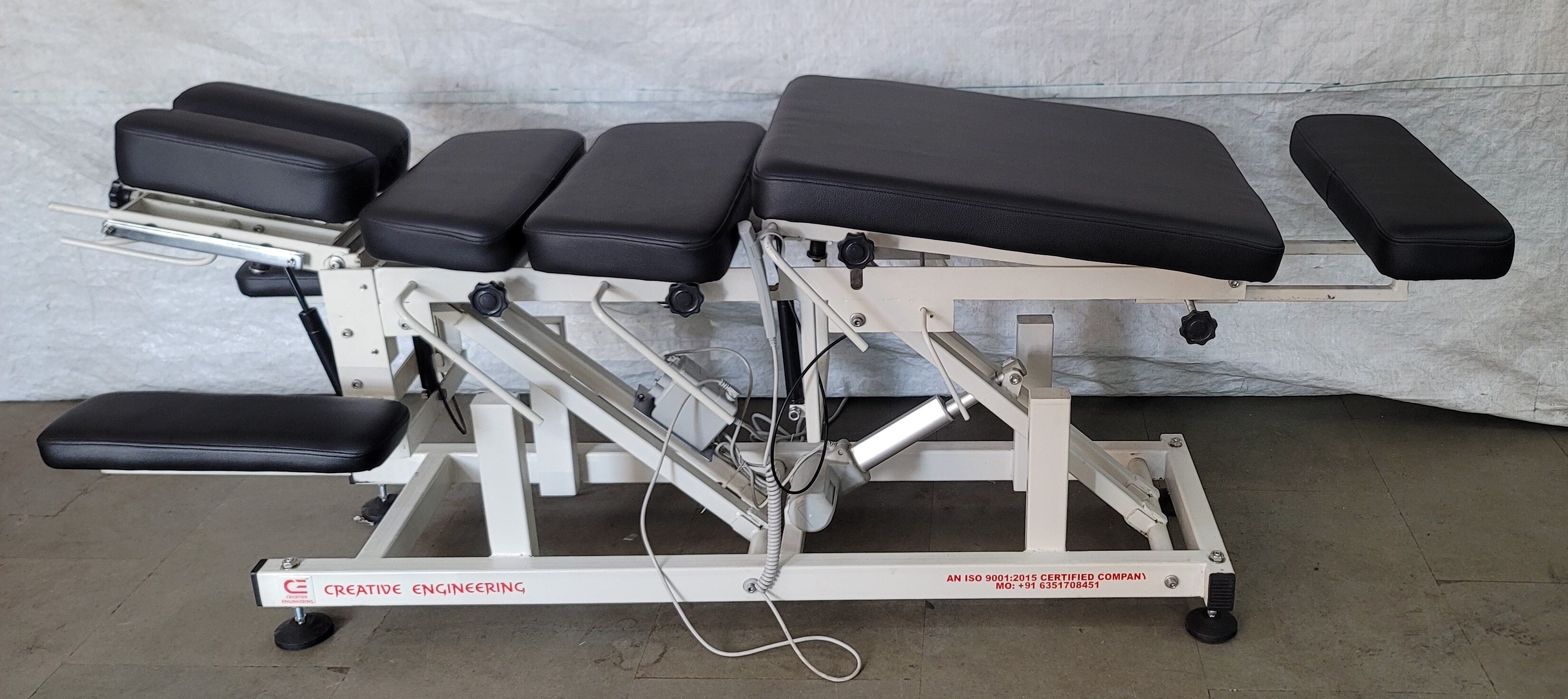Manual Chiropractic Drop Table Dimension(l*w*h): 70*25*22 Inch (In)