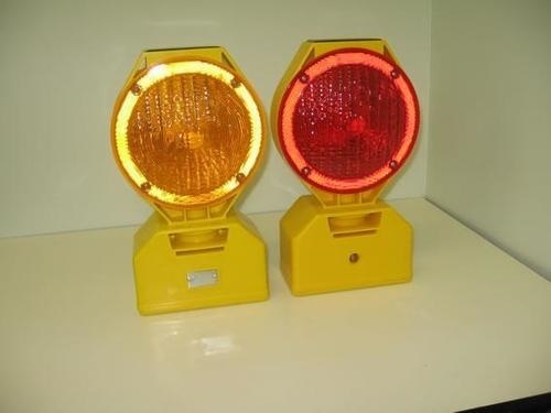 Solar Flasher - Color: Yellow