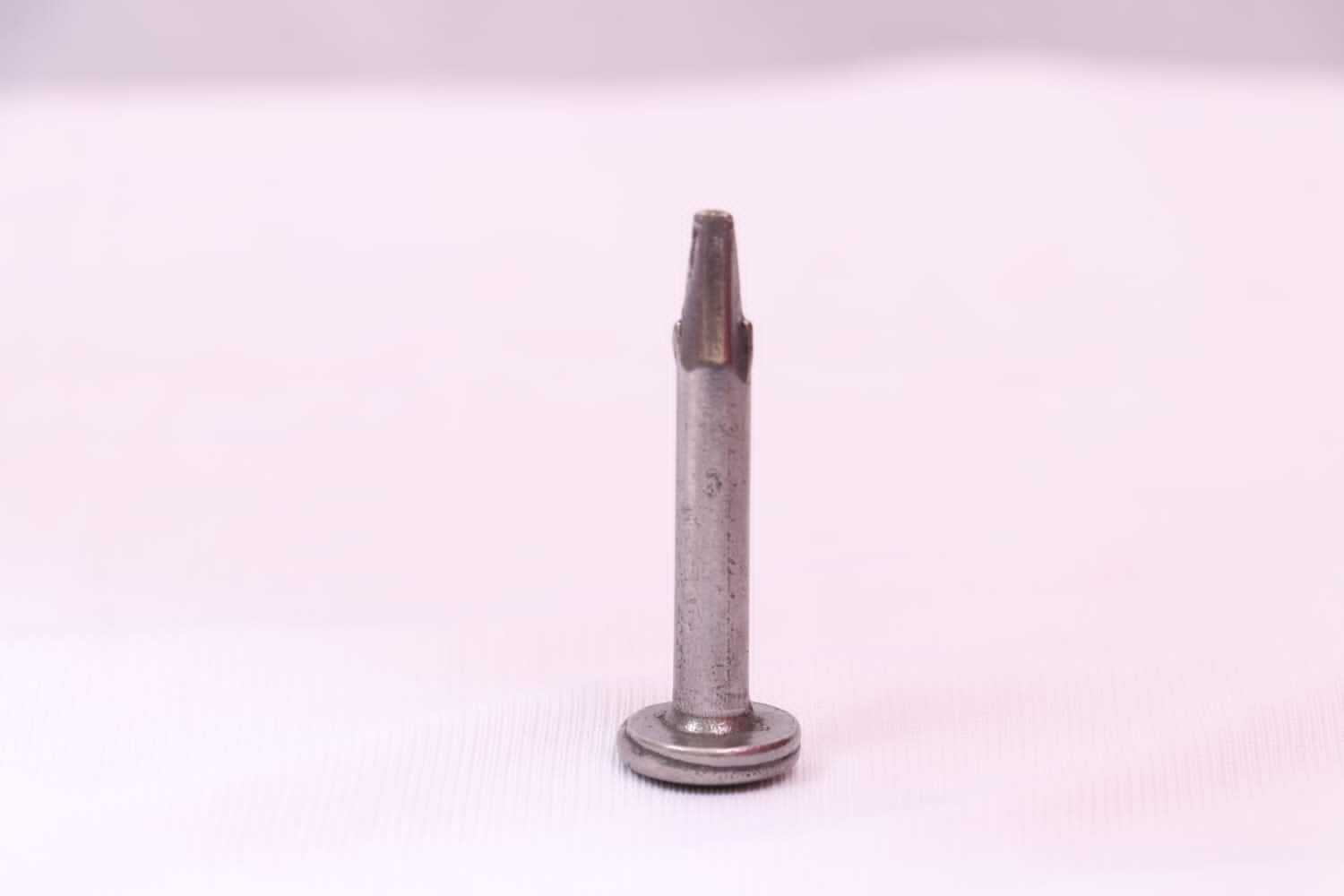 Silver Ms Rooting Nails