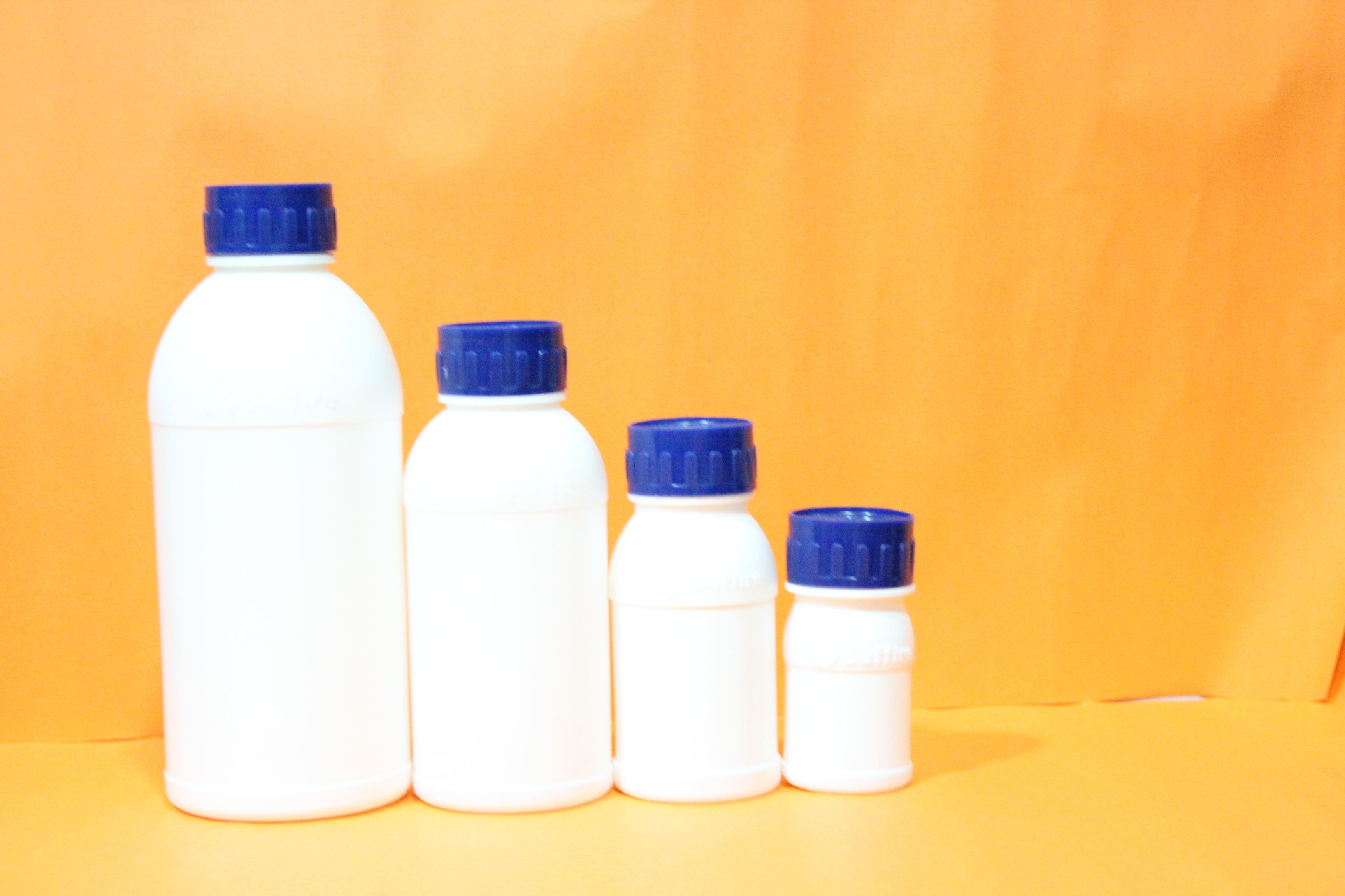 Hdpe Bottle Saffre - Color: White