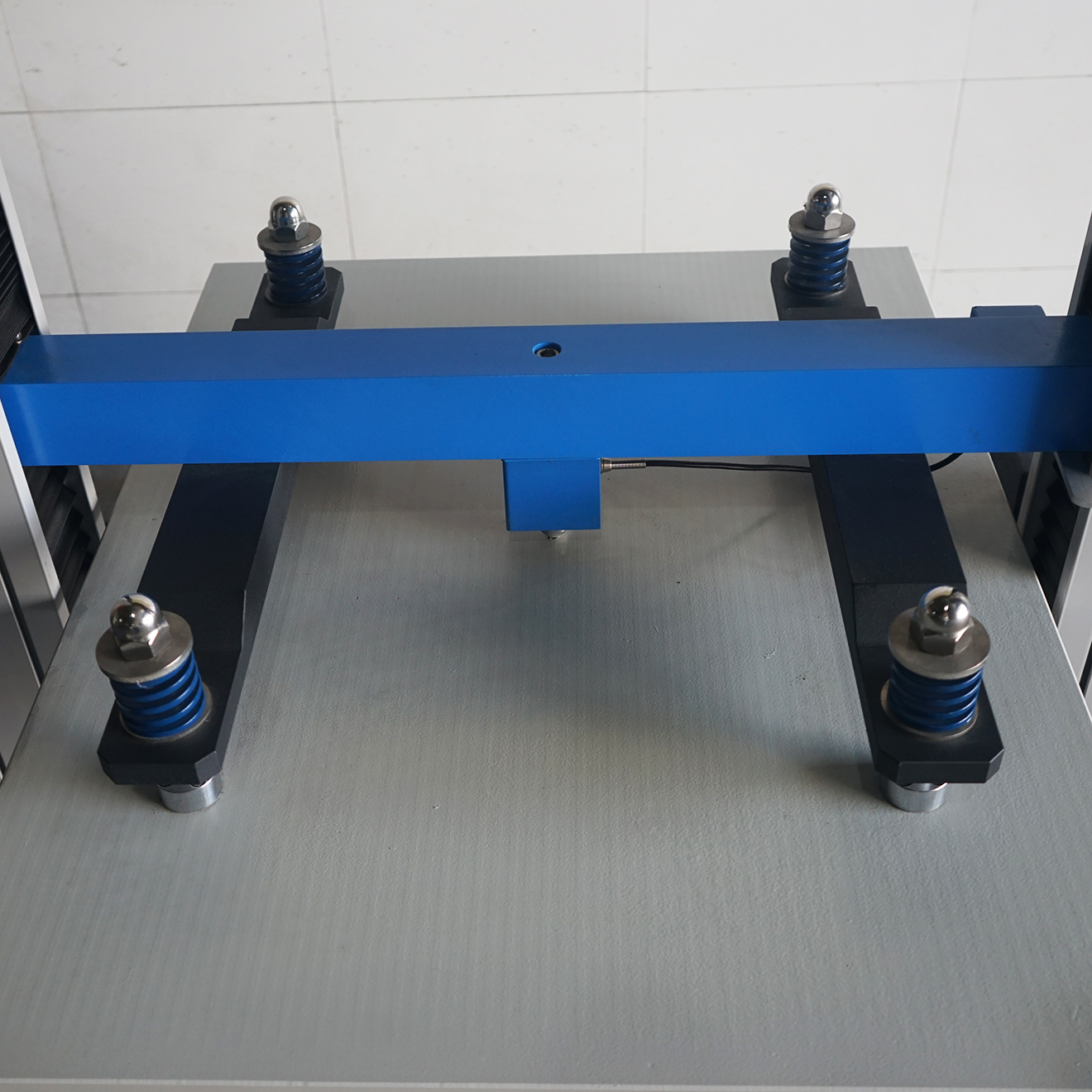 Carton Burst Strength Test Machine - Application: Laboratory