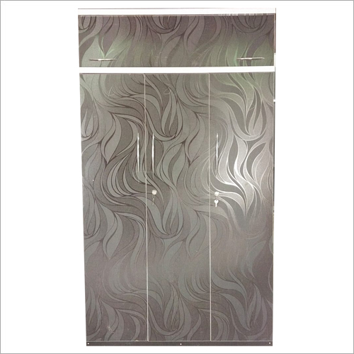 मशीन से बनी घर की लकड़ी की अलमारी