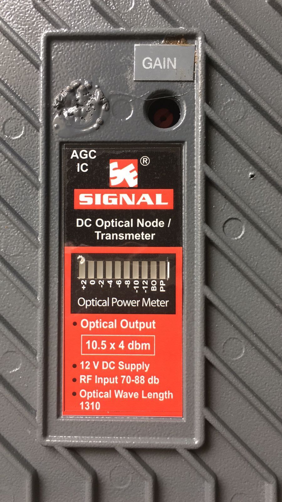Dc Optical Node Cum Transmitter With 4 Port Application: Cable Tv