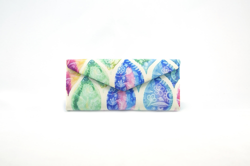 डिज़ाइनर हार्ड कवर स्पेक्स और ग्लासेस