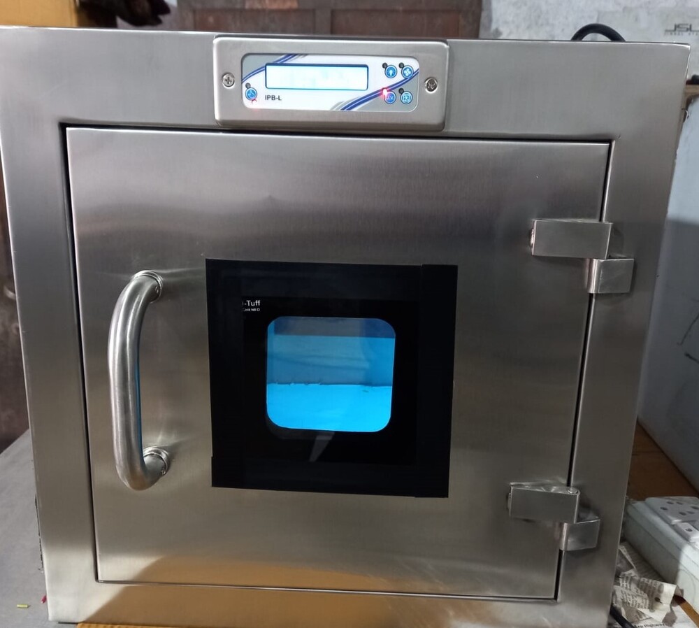 Hatch Pass Box Application: Industrial
