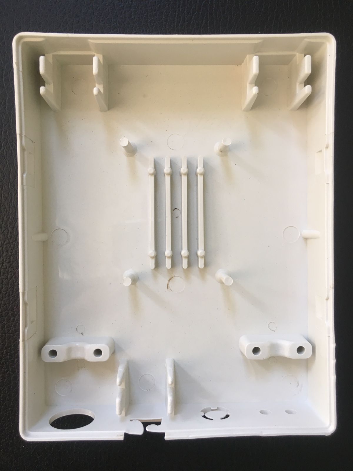 Ftth Box Abs Body F-123 - Abs Material, 128 X 100 X 22 Mm Dimensions, White Color | Fiber Optic Management For Cable Tv Networks