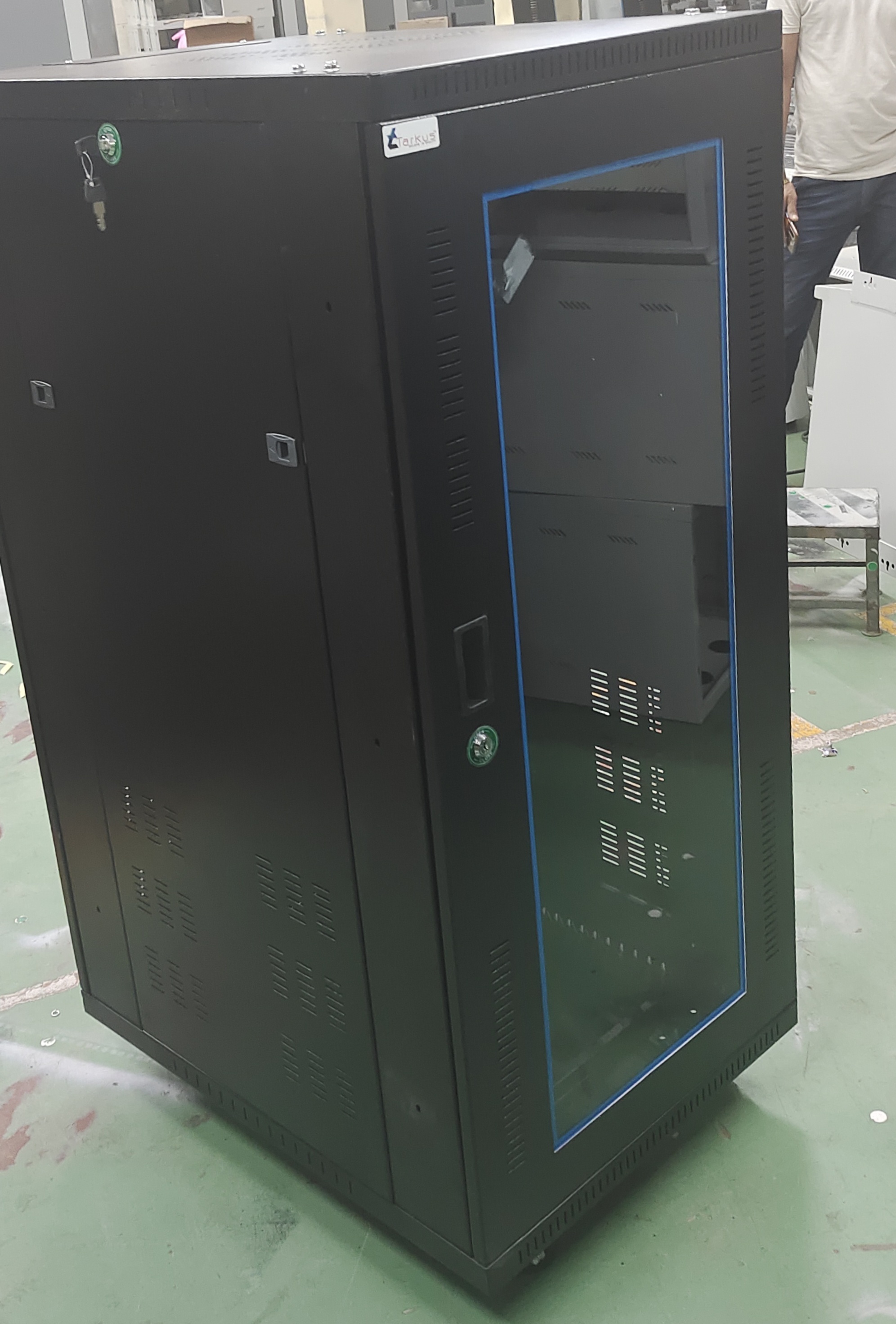 R Tech Floor Standing Steel Rack - 36u (600x800mm), Vented Design With Lockable Glass Door, Cable Management, Powder Coated Finish, Castor Wheels For Enhanced Mobility, Ideal For Servers And Networking Equipment