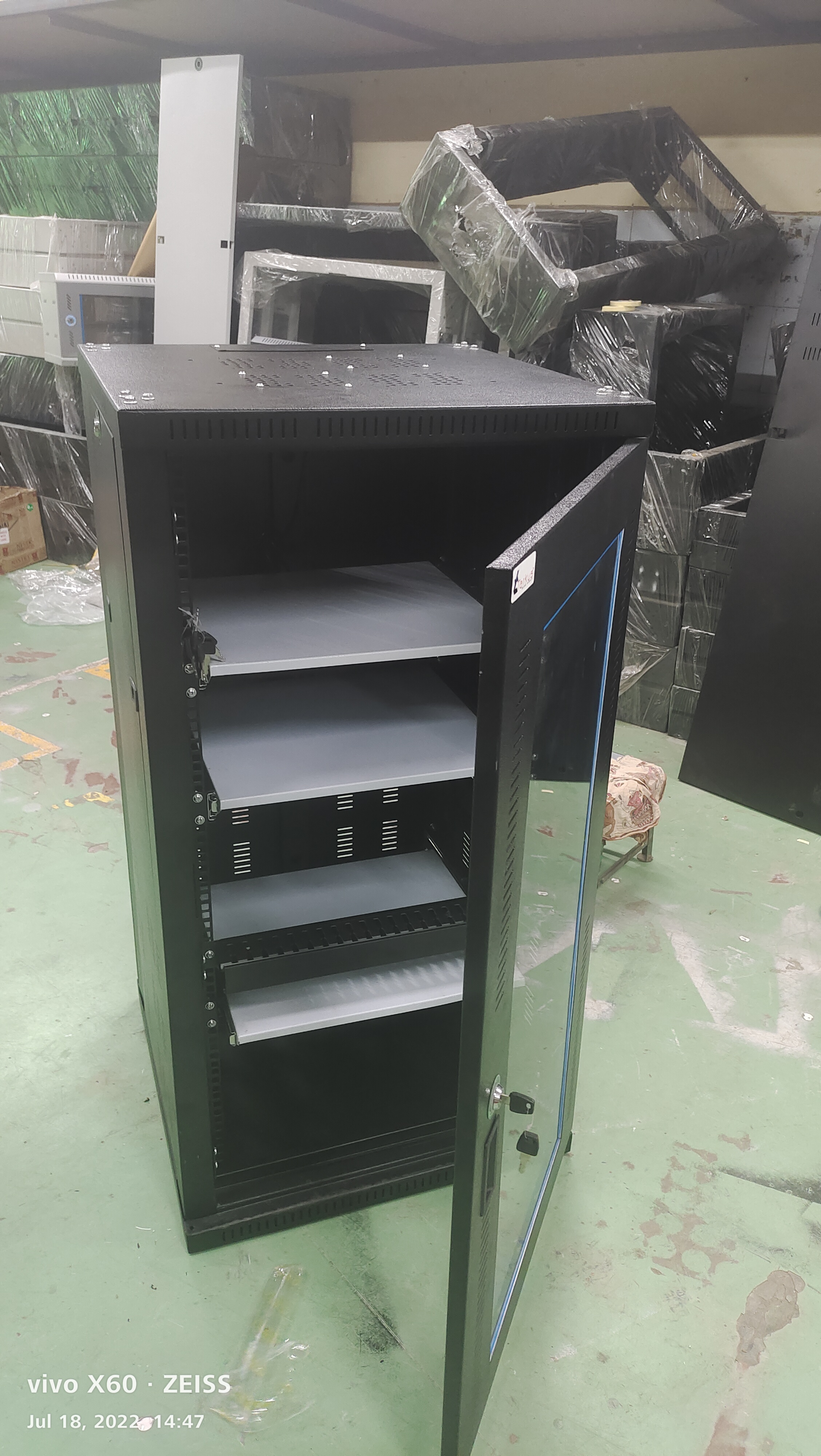 Floor Standing Steel Series Rack - 32u (600x600mm) | Vented Panels, Locking Doors, 4 Castor Wheels