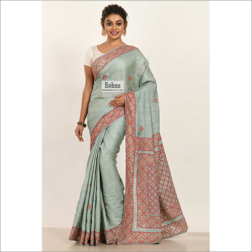 विभिन्न उपलब्ध टसर हैंड वर्क साड़ी