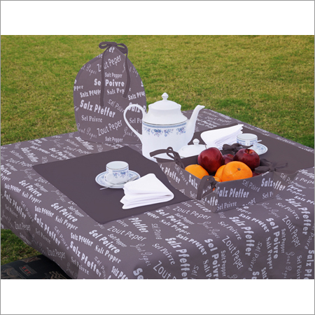 टेबल लिनन