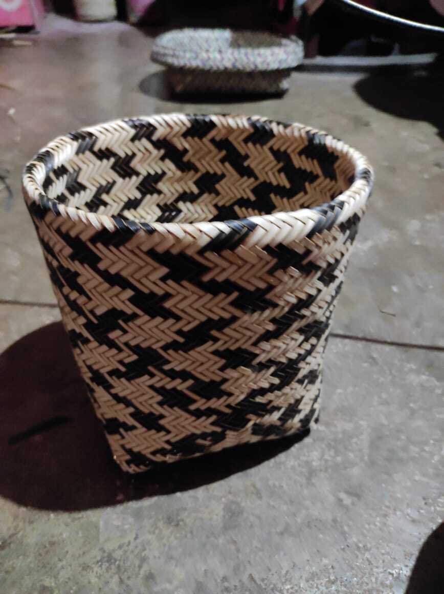 Grass Baskets - Water Hyacinth, 200x200x300 Cm | Hand-built, Eco-friendly Design, Available In Various Colors, Suitable For Indoor & Outdoor Use